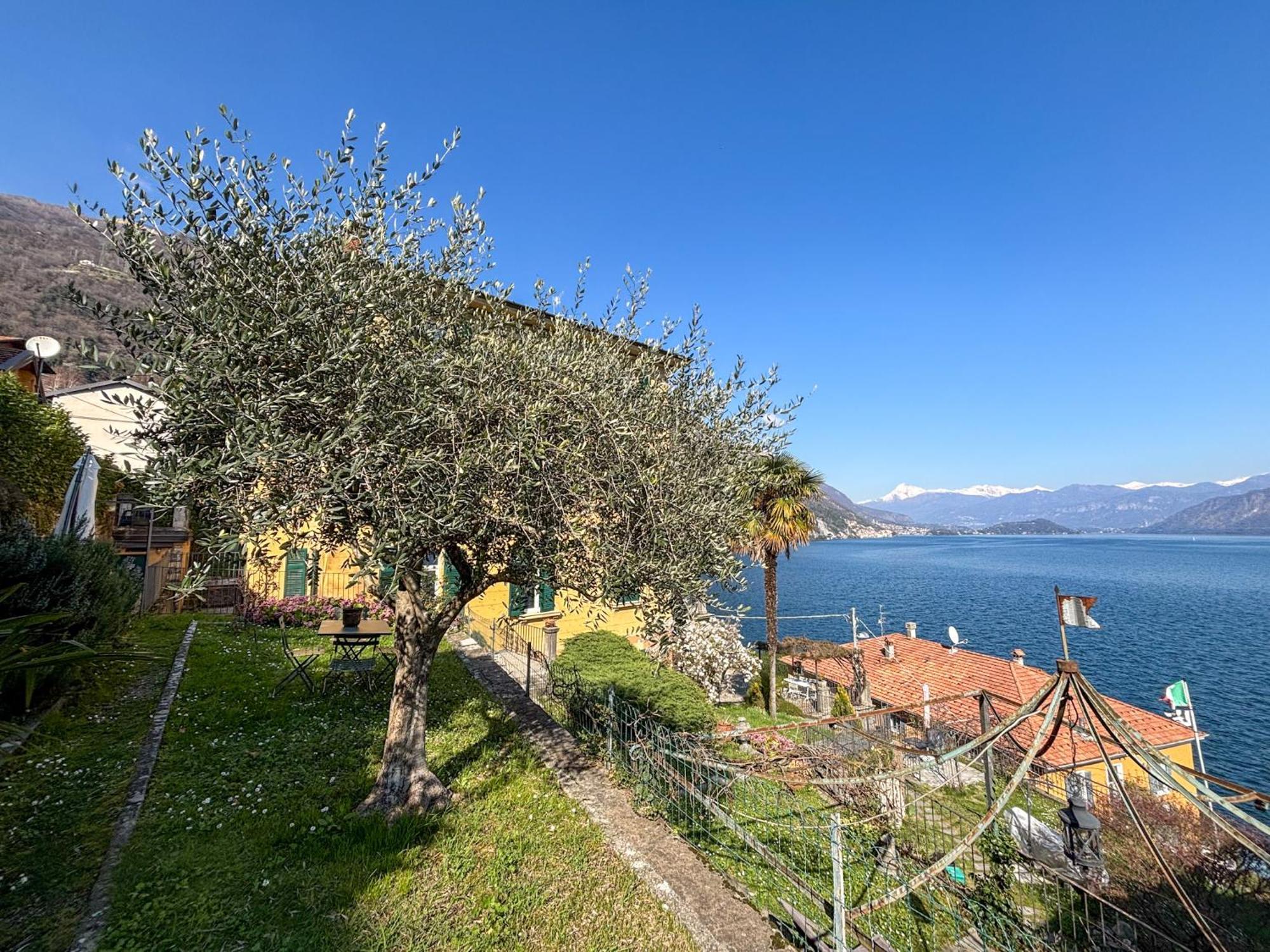 Villa Peroni Argegno - View House Exterior foto